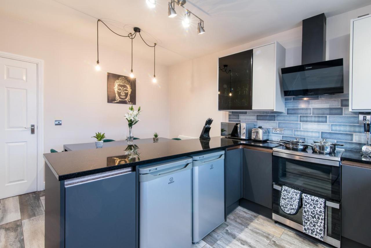 Immaculate 3 Bed House - Stunning Balcony Views Διαμέρισμα Μάτλοκ Εξωτερικό φωτογραφία
