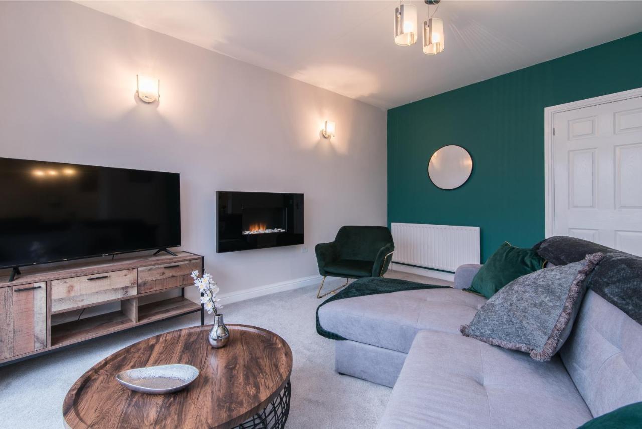 Immaculate 3 Bed House - Stunning Balcony Views Διαμέρισμα Μάτλοκ Εξωτερικό φωτογραφία