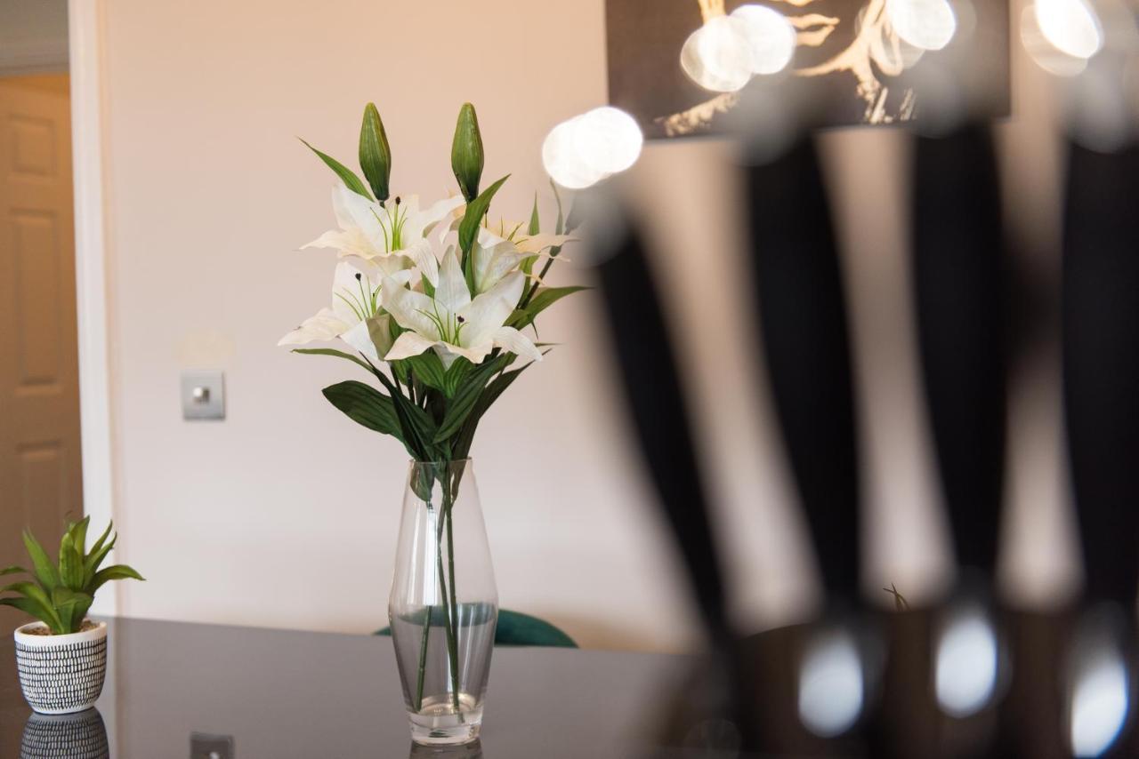 Immaculate 3 Bed House - Stunning Balcony Views Διαμέρισμα Μάτλοκ Εξωτερικό φωτογραφία