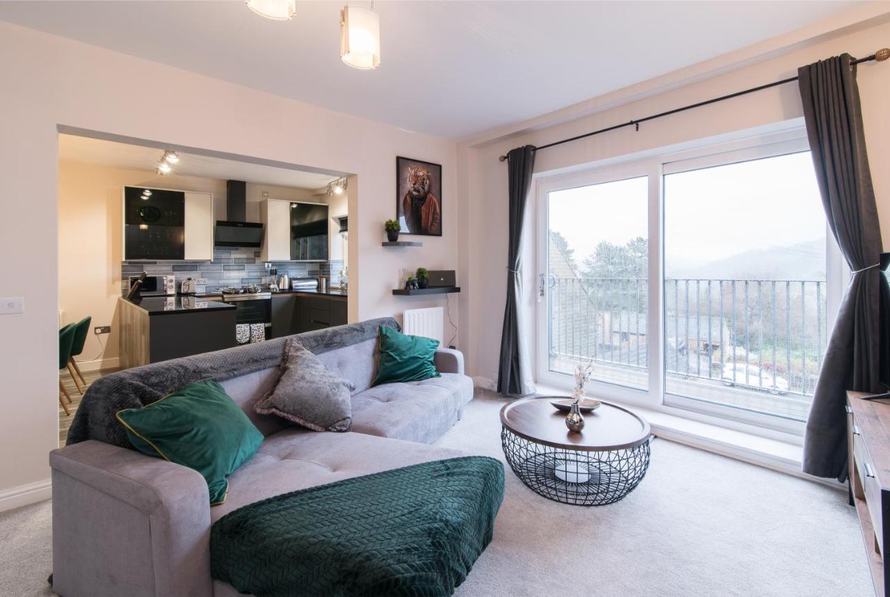 Immaculate 3 Bed House - Stunning Balcony Views Διαμέρισμα Μάτλοκ Εξωτερικό φωτογραφία