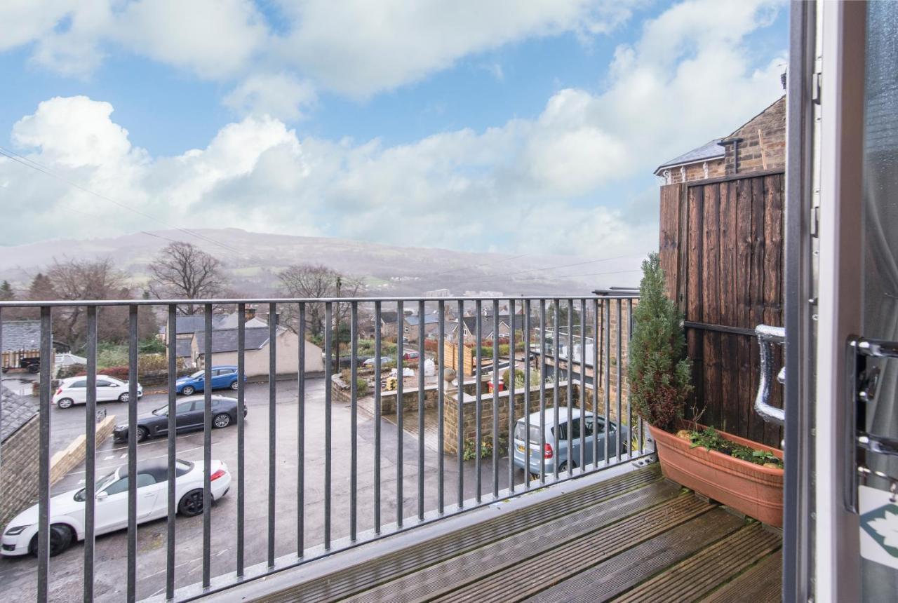 Immaculate 3 Bed House - Stunning Balcony Views Διαμέρισμα Μάτλοκ Εξωτερικό φωτογραφία